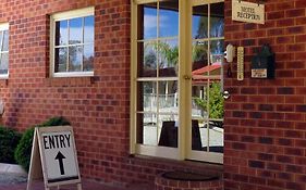 The Lydoun Motel
